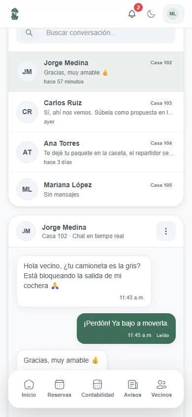 Conversación entre vecinos en el chat de la app